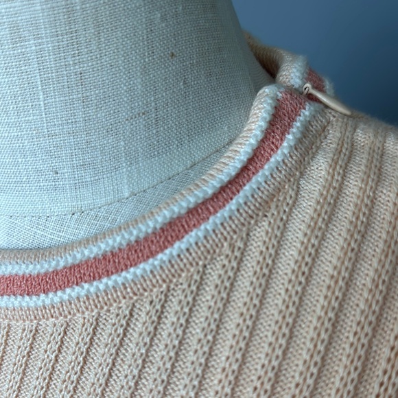 St. John Orange Cream Ribbed Sport Top - Picture 4 of 7